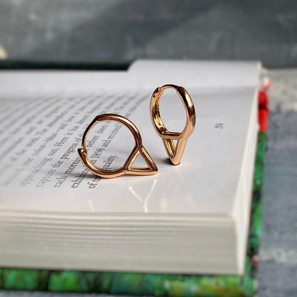 LAST ONE🔥 Triangle Hoop Earrings | 18K Gold Plated | Luxury Jewelry